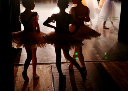 5 buoni motivi per iscrivere tu* figli* ad un corso di ‘danza creativa’